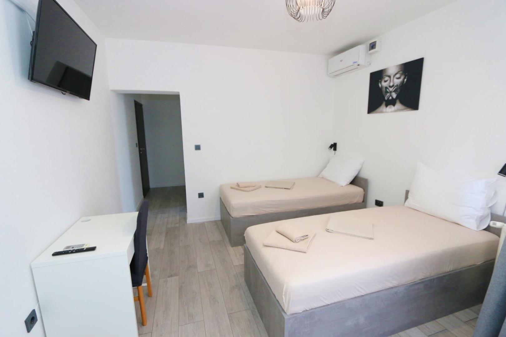 Pansion Comfort Sidro Novalja Kültér fotó