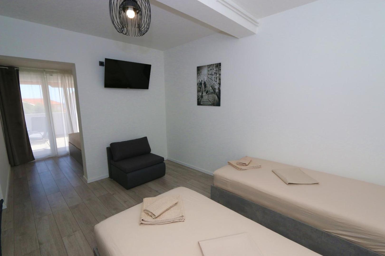 Pansion Comfort Sidro Novalja Kültér fotó